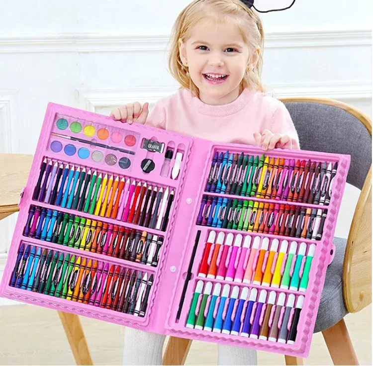 208 Piece Deluxe Kids Art Sketching and Drawing Set
