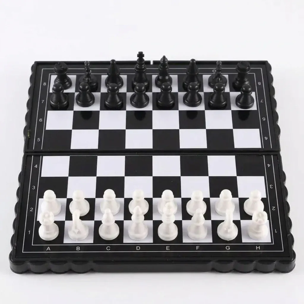 Mini Magnetic Folding Chess Set